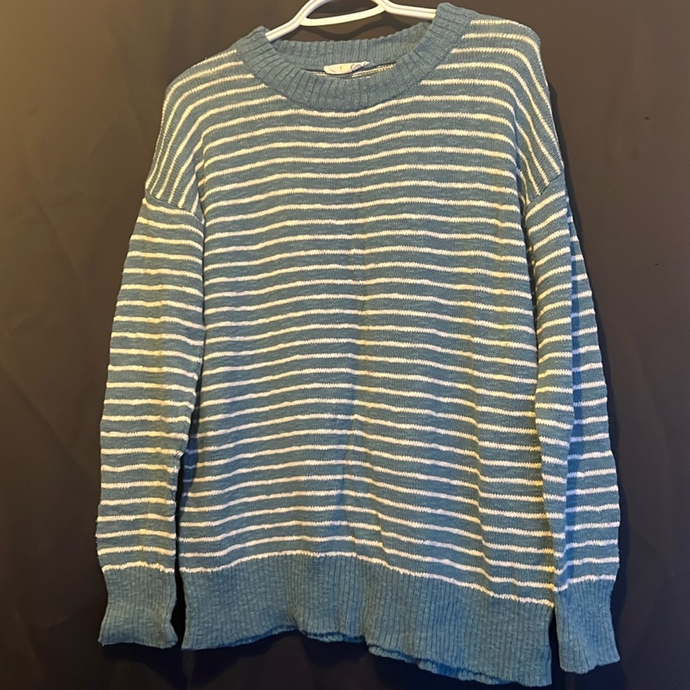 Easel Los Angelas Sweater